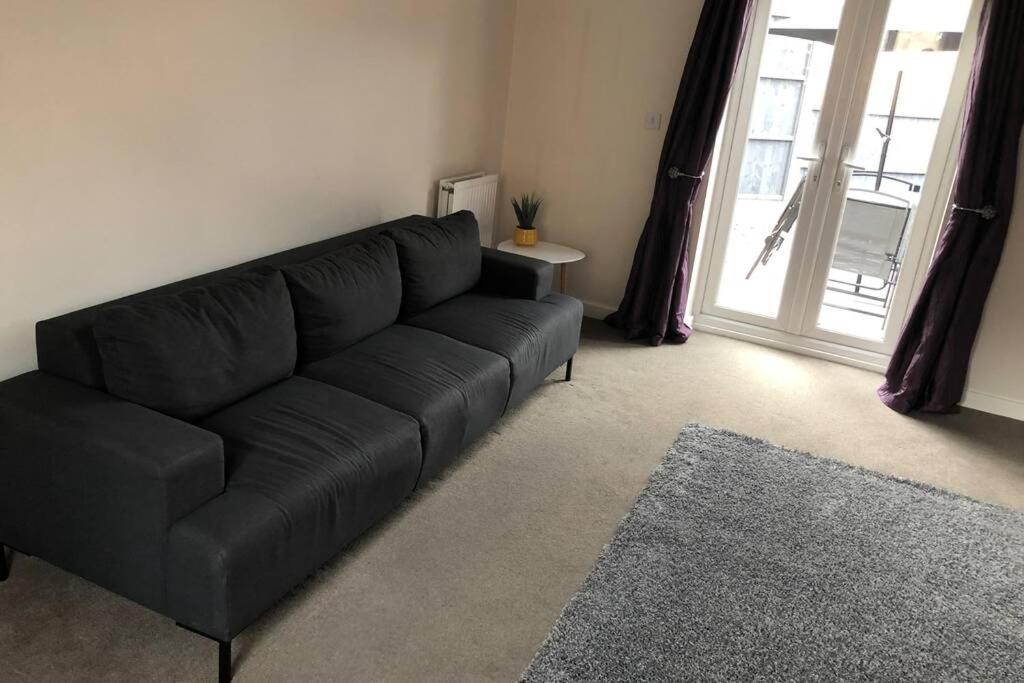 Dudley House **Staycation & Contractors** Sleeps 7 提普顿 外观 照片